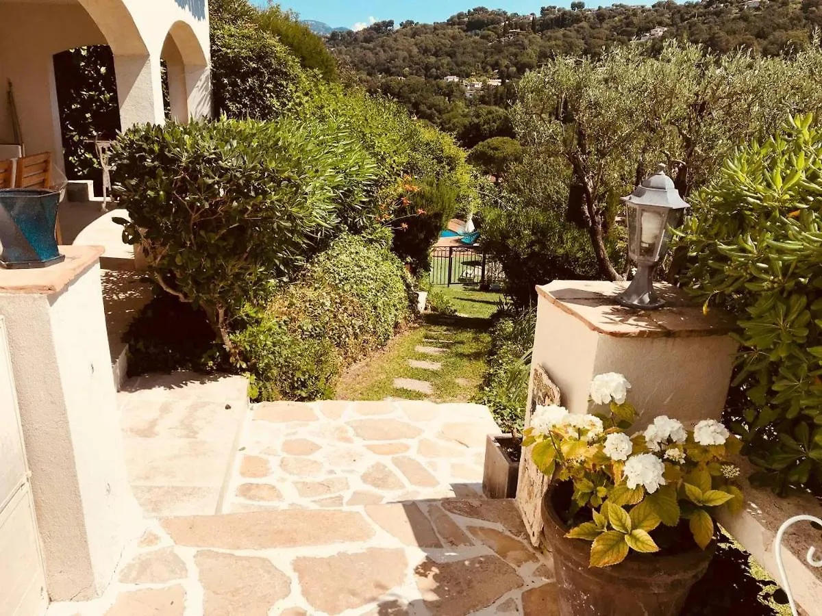 Saint Paul En Jardin Apartment